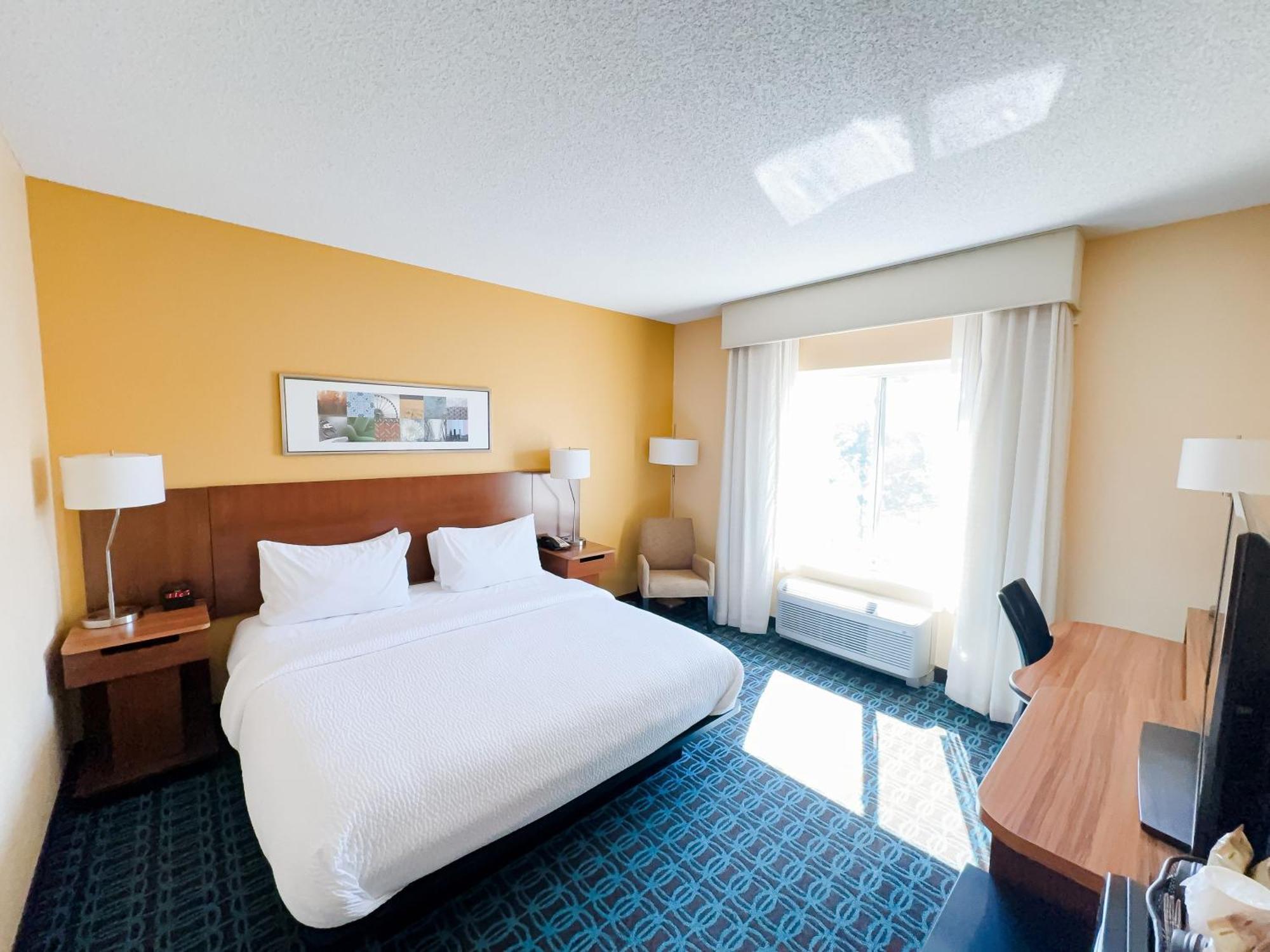 Hotel Fairfield By Marriott